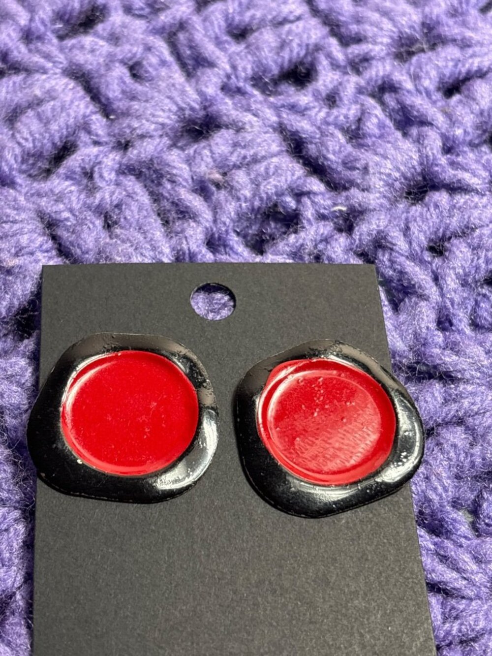 Vintage Abstract Circle Enameled Metal Stud Earrings Red Black 1 inch
